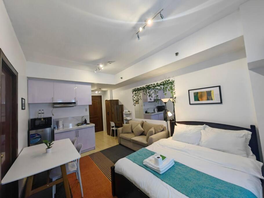 1br Condotel Ridgewood Towers Taguig #rw15 Manila