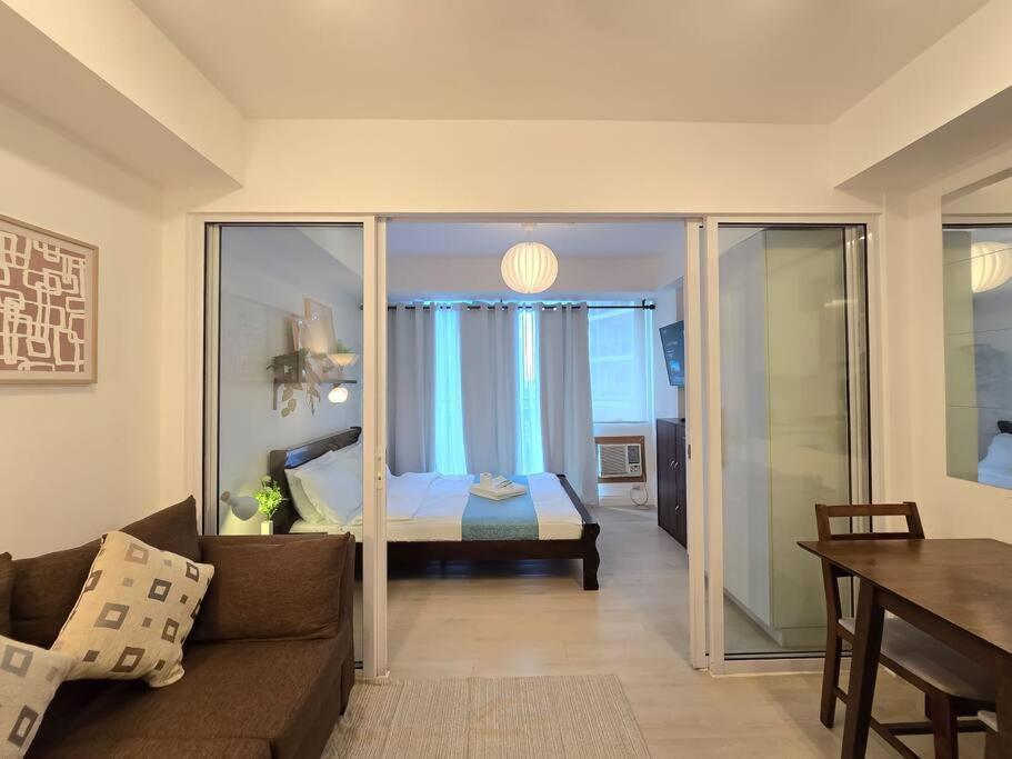 Apartment 1br Condotel Azure Urban Near Airport #az06