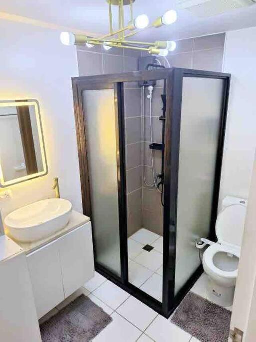 2-bedroom With Swimming Pool Apartment Manila