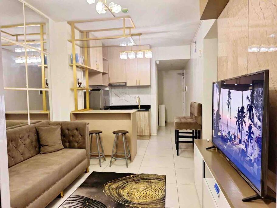 Apartment 2-bedroom With Swimming Pool *