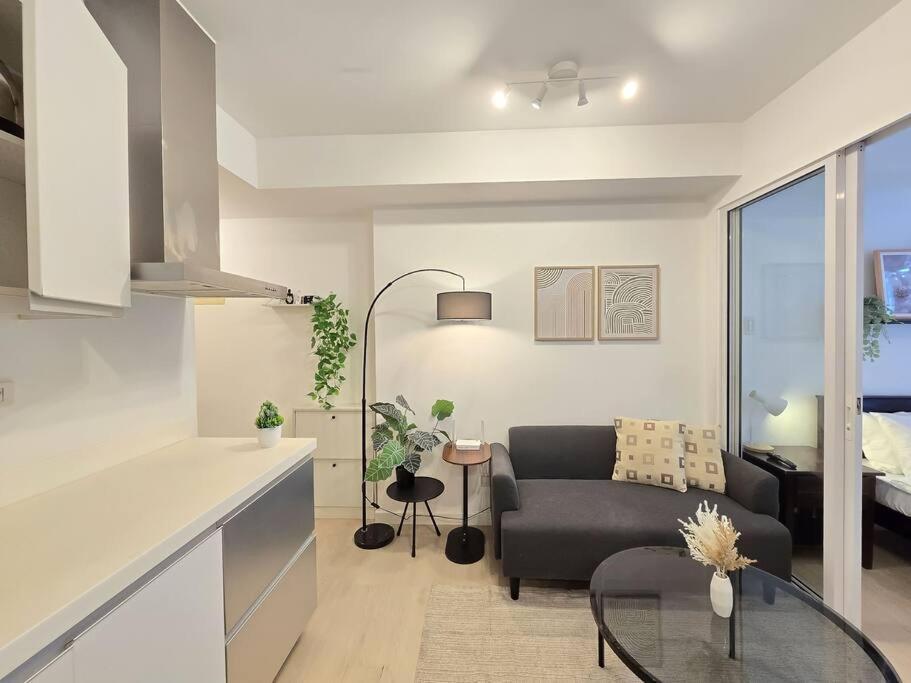Apartment 1br Condotel Azure Urban Near Airport #az05