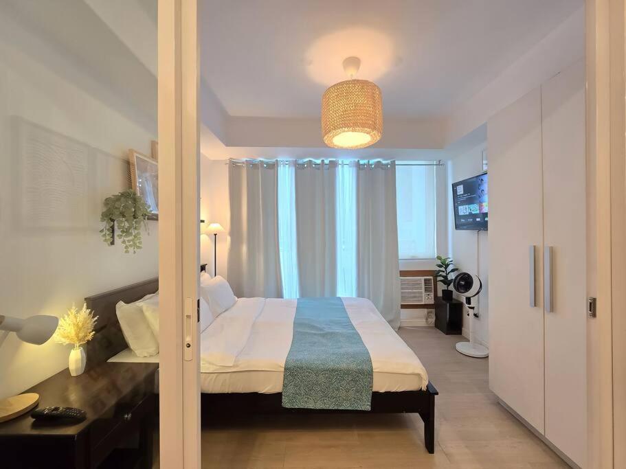 1br Condotel Azure Urban Near Airport #az05 Manila
