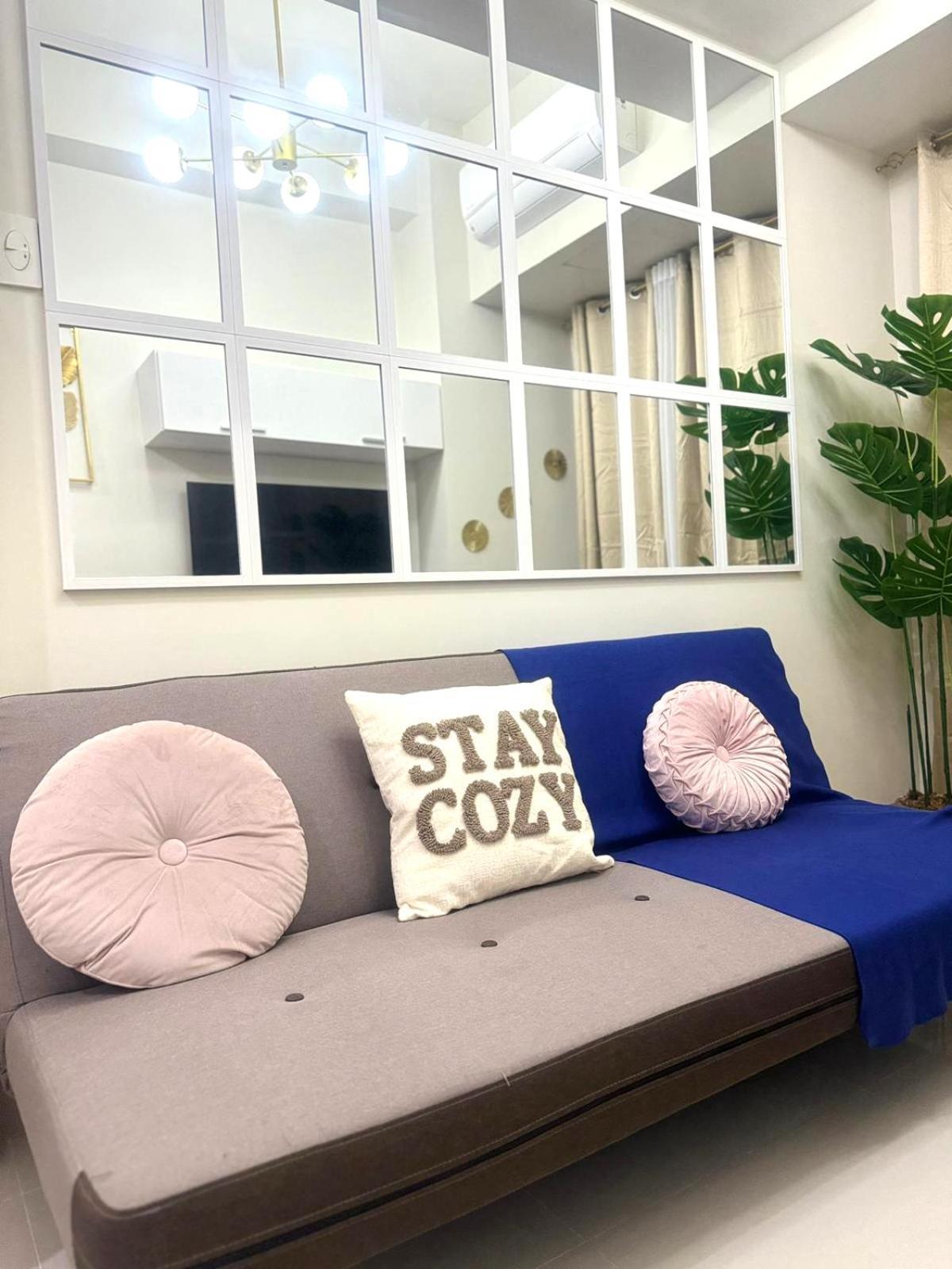 Layan-dy Shore Staycation * Manila
