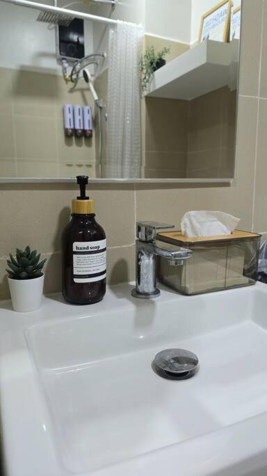 Cozy Homey Hideout Near Mall Of Apartment Manila
