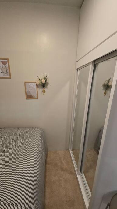 Apartment Cozy Homey Hideout Near Mall Of *