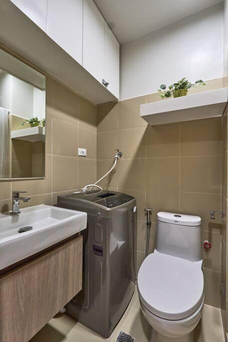 Cozy Homey Hideout Near Mall Of Apartment *