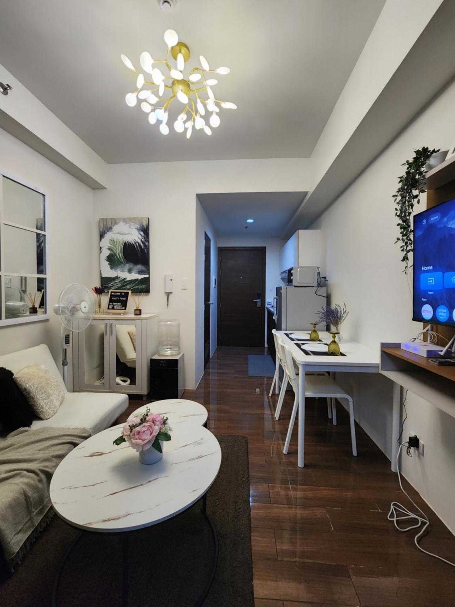 Apartment Julie's Place Manila