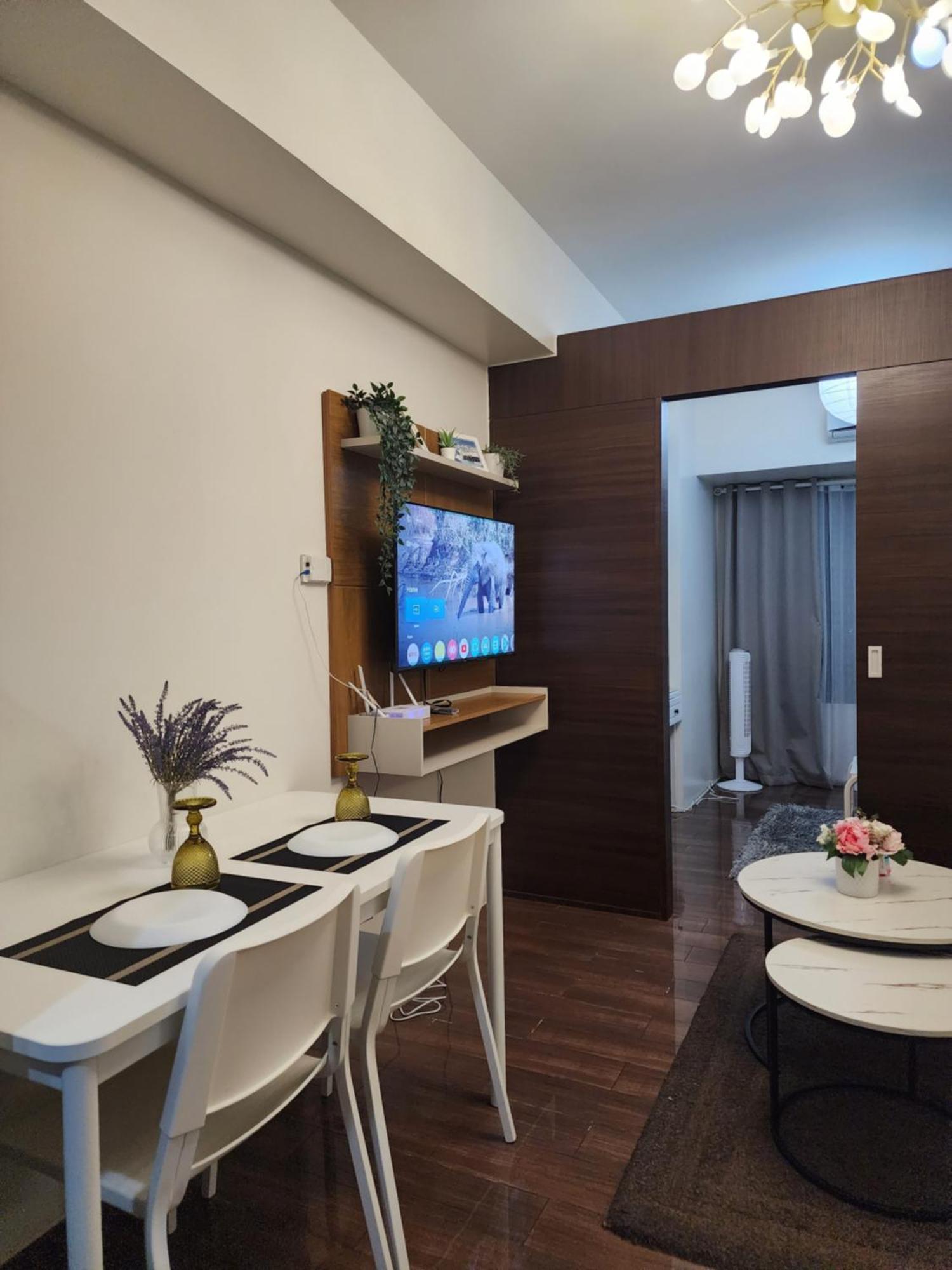 Julie's Place Apartment