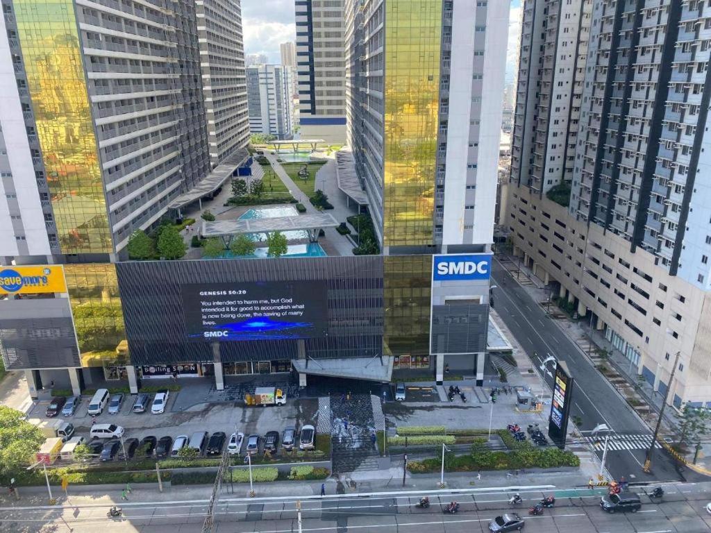 Urban Deca Tower Edsa Condominium - Starinn * Mandaluyong