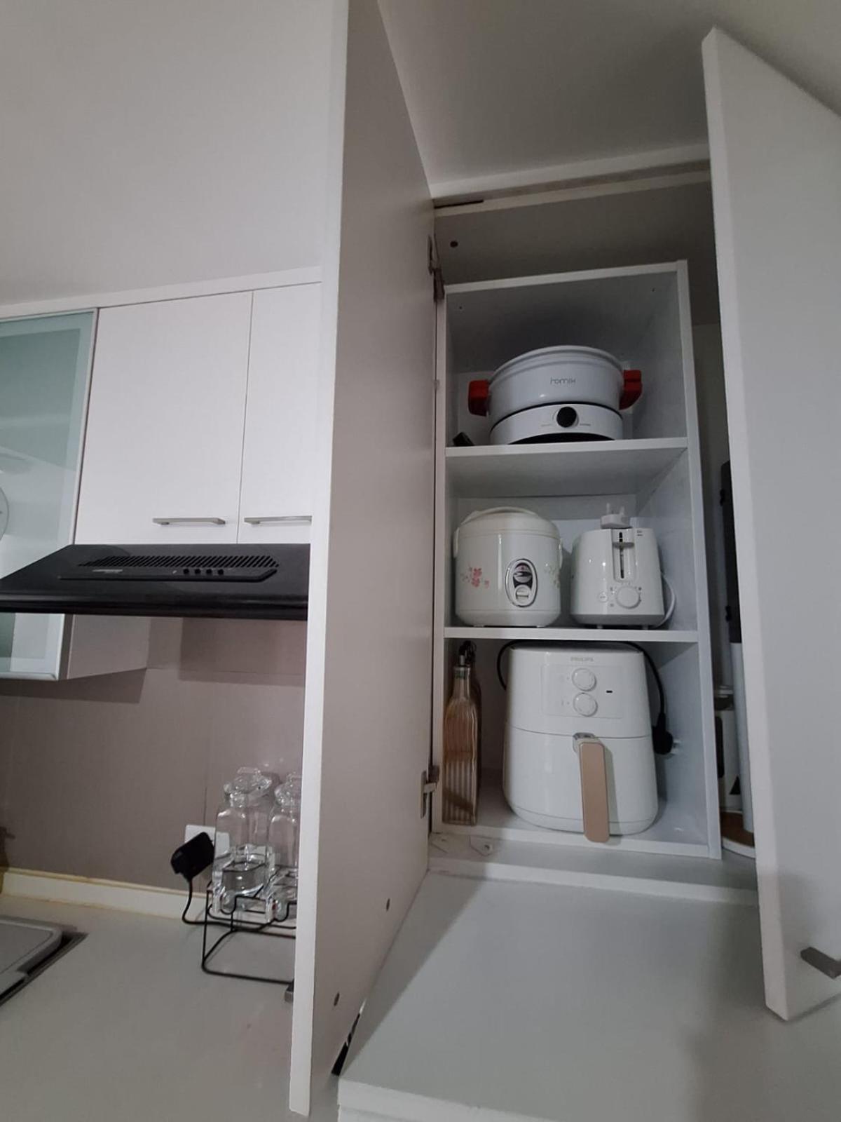 Apartment Cozy Unit With Free Access To Fitness Centre, Swimming Pool And Stunning View Located Near The Cbd Of Ortigas, Makati, Bgc