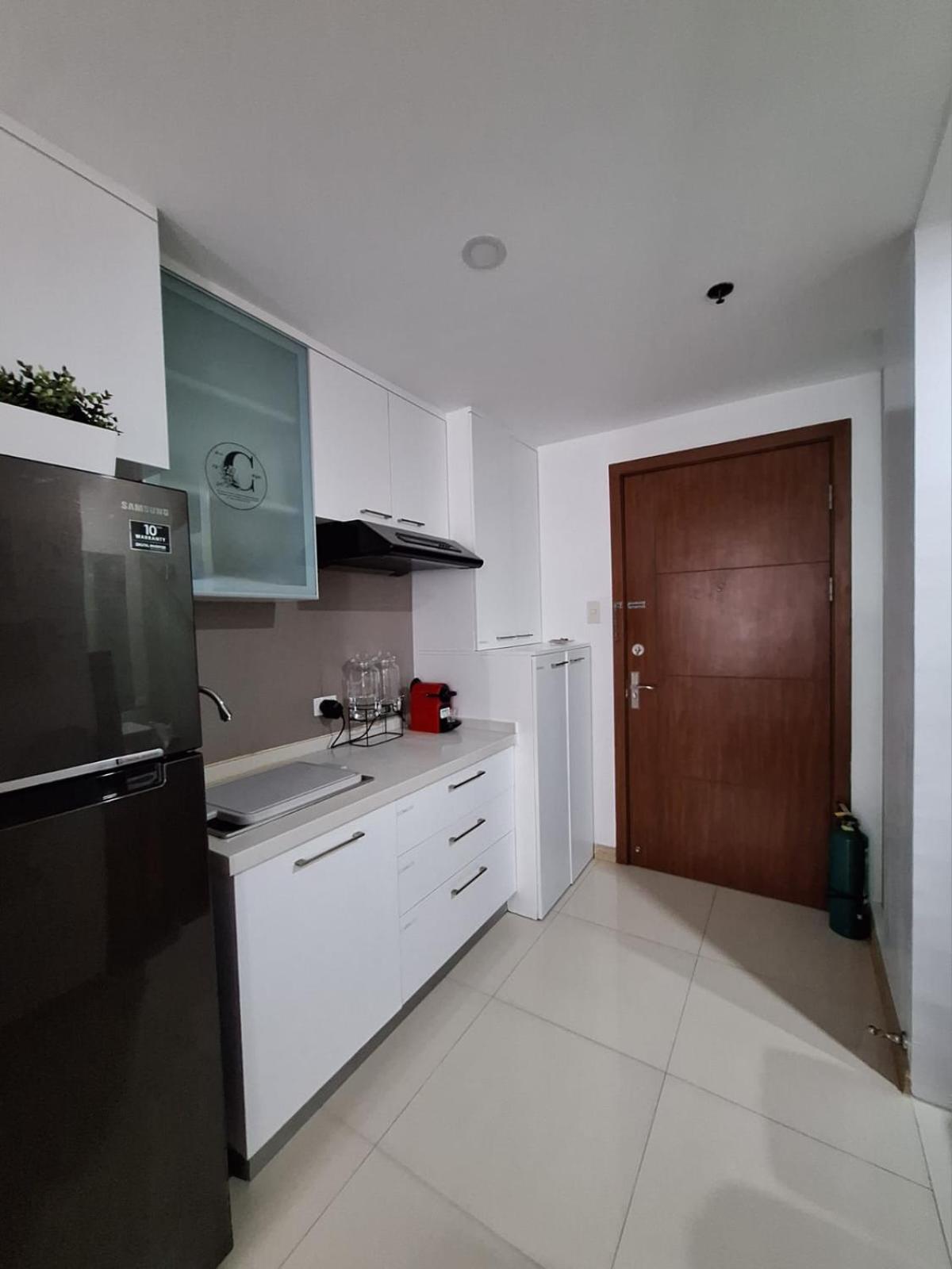 Cozy Unit With Free Access To Fitness Centre, Swimming Pool And Stunning View Located Near The Cbd Of Ortigas, Makati, Bgc Apartment *