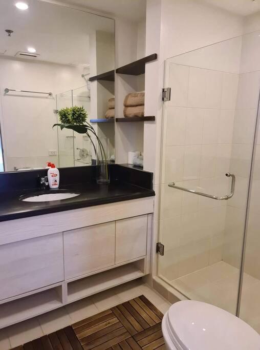 3br Elegant & Loc- Netflix, Wifi, Minibar! *