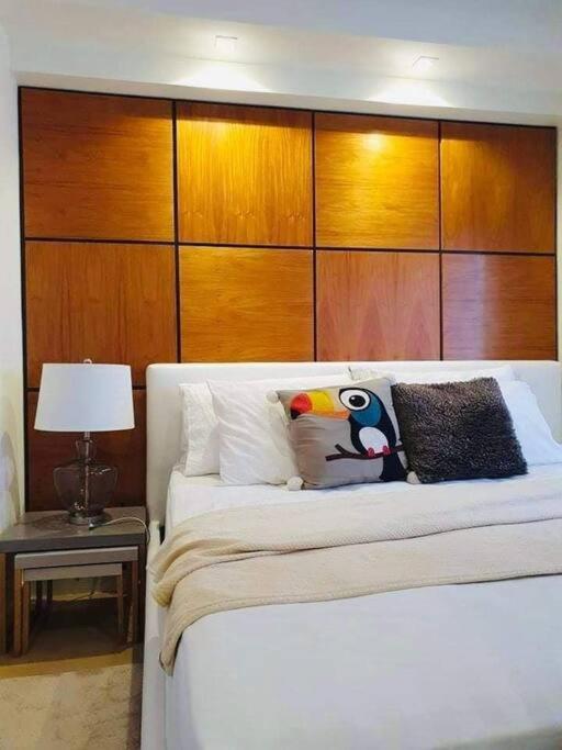 3br Elegant & Loc- Netflix, Wifi, Minibar! Apartment *