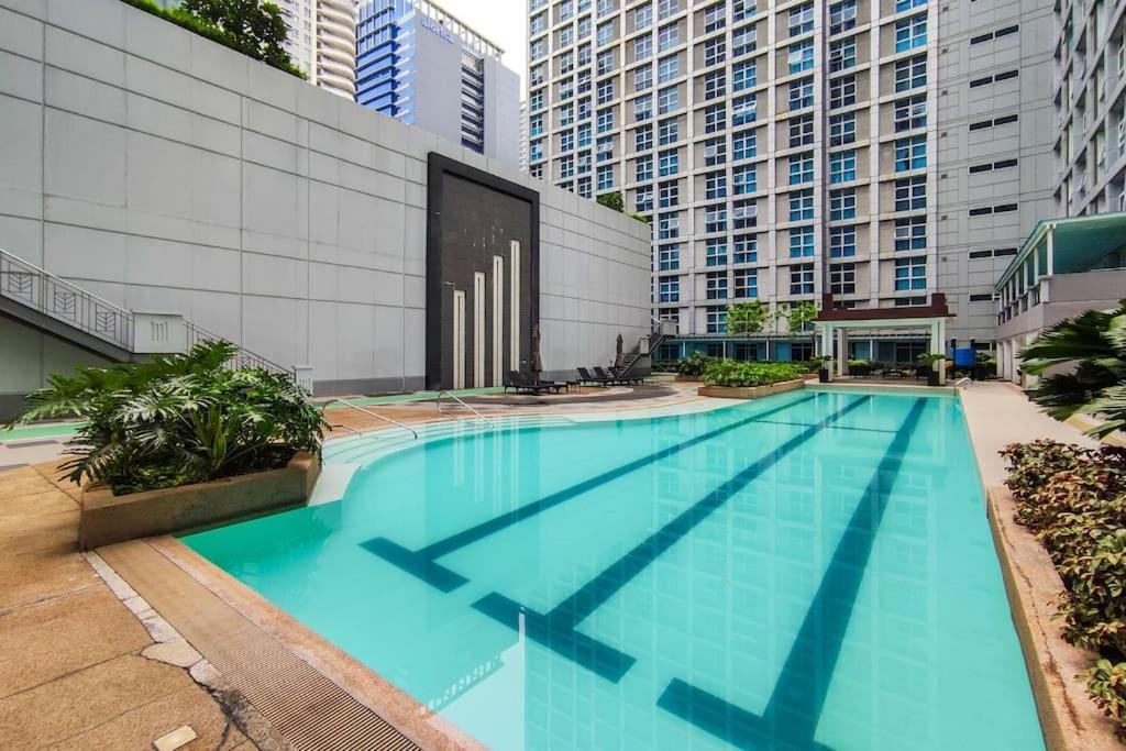 Japanese Stylish In Makati