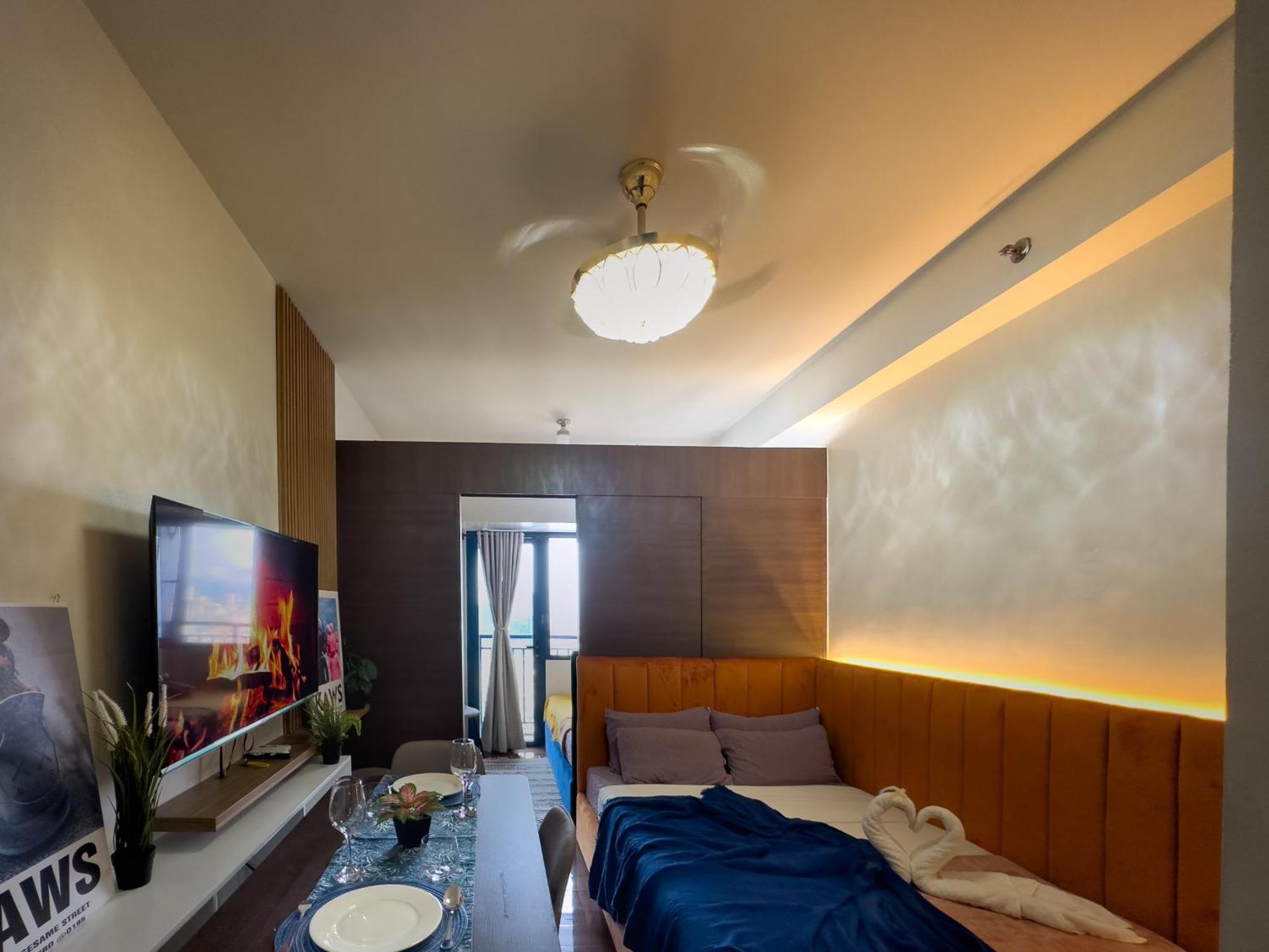 Apartment Air Residences Makati With Balcony Lights View *
