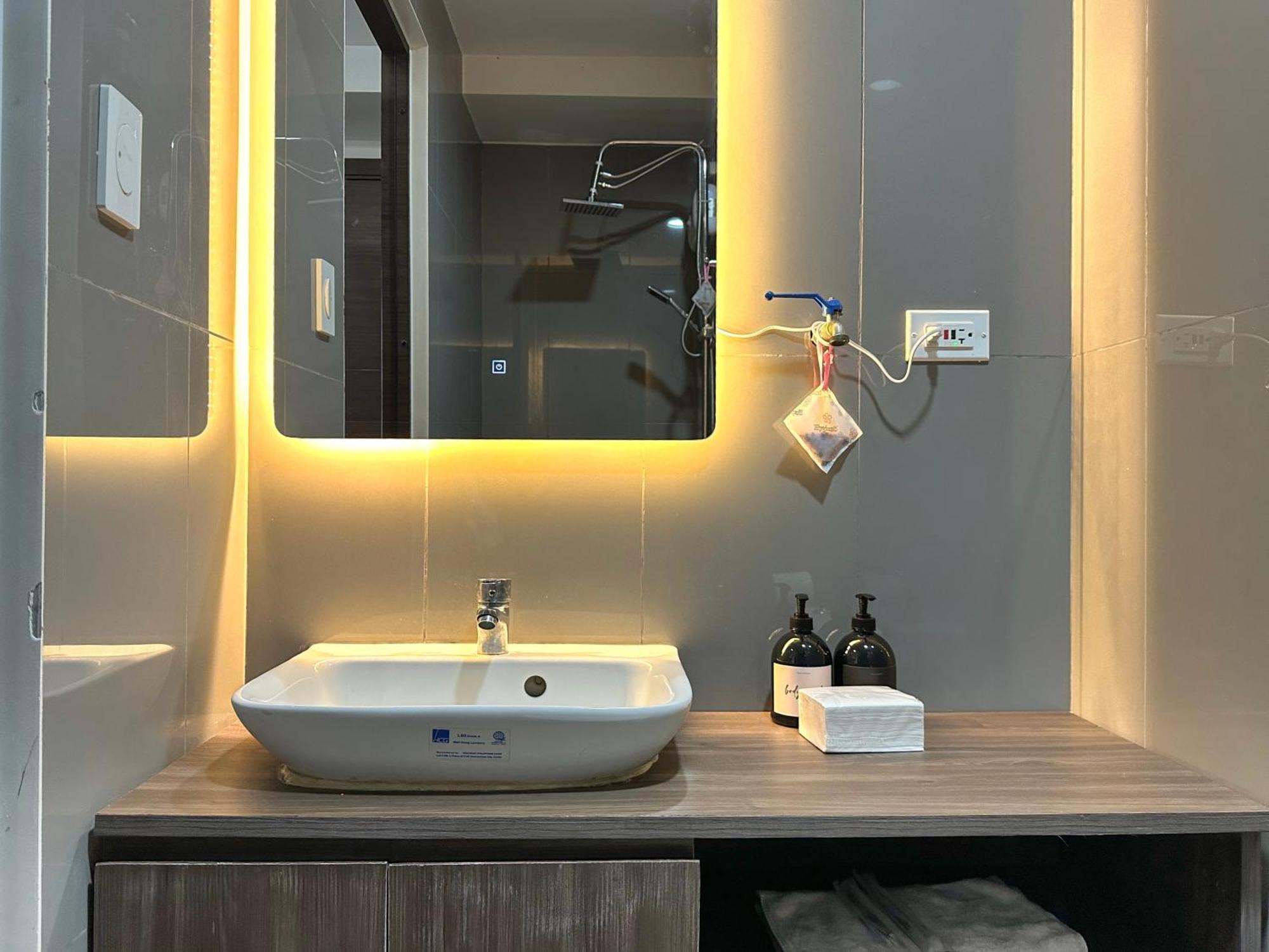 Air Residences Makati With Balcony Lights View * Manila