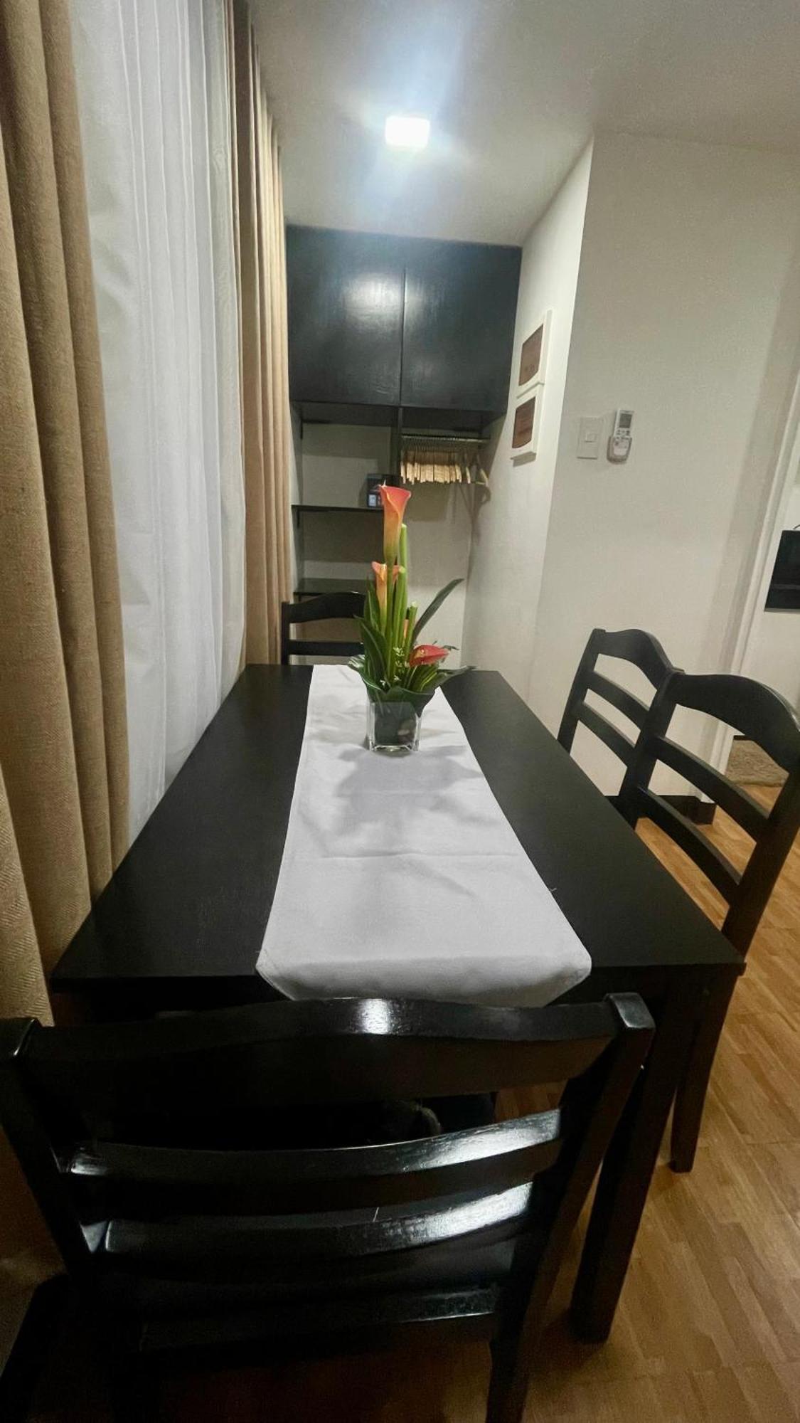 Apartment In The Center Of Metro Manila