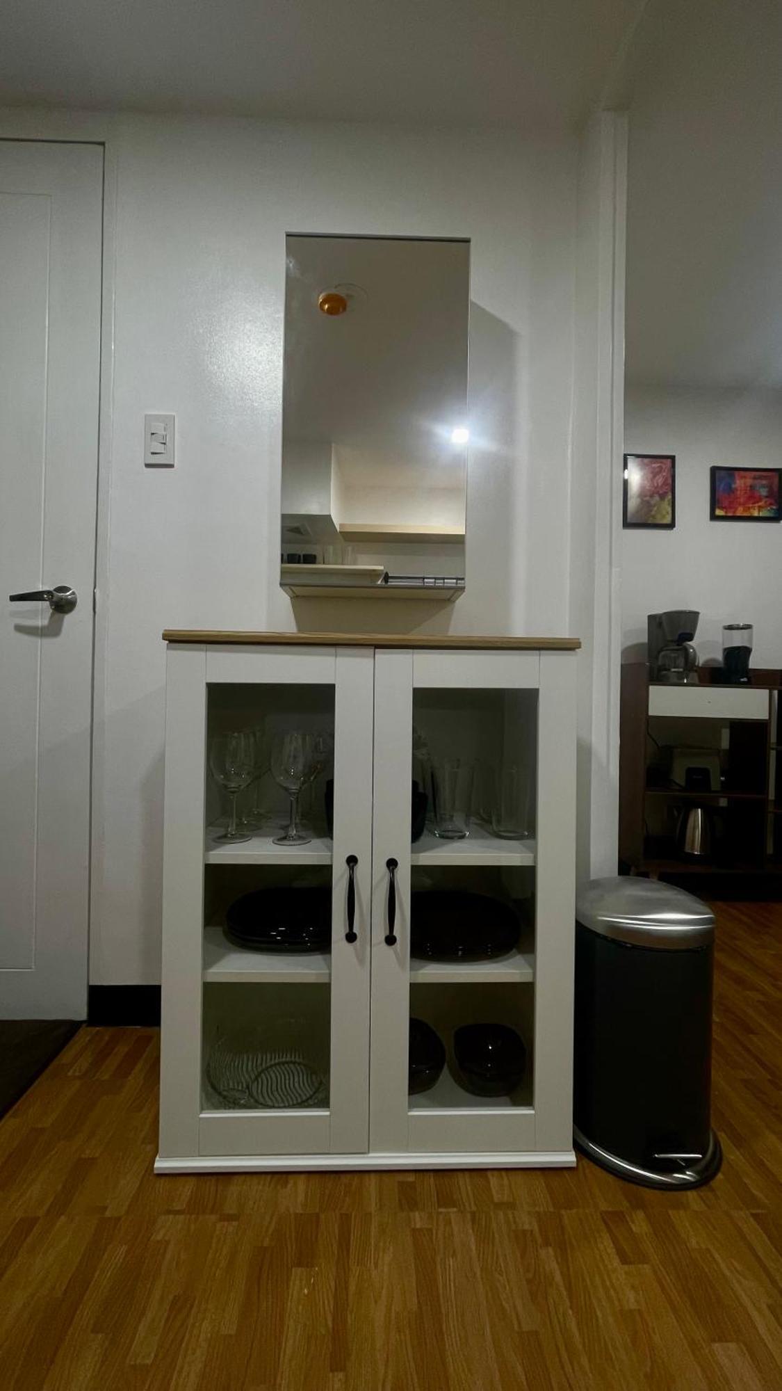 In The Center Of Metro Apartment Manila