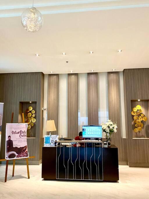 Layover Staycation Walking Distance To Naia T3 Apartment *