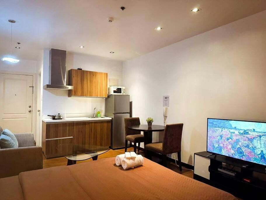 Spacious Unit In Gramercy Makati Apartment