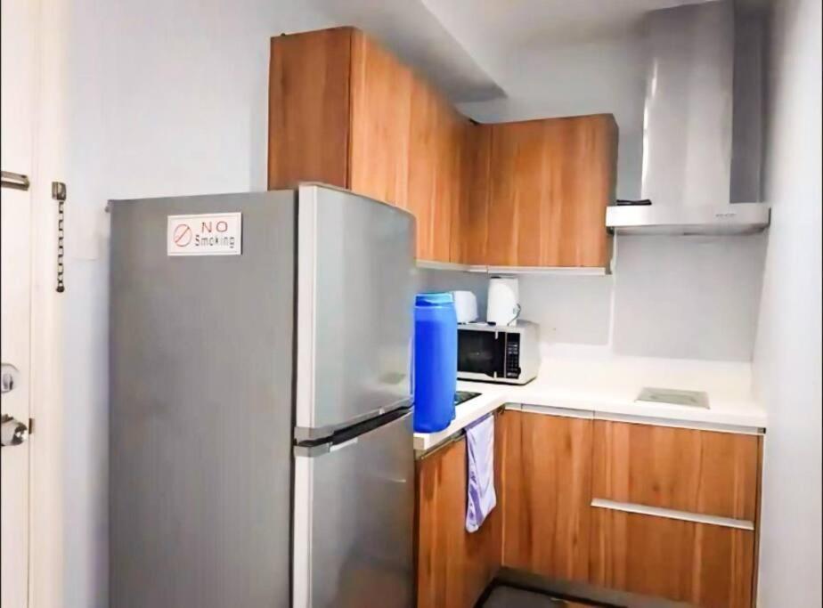 Spacious Unit In Gramercy Makati Apartment *