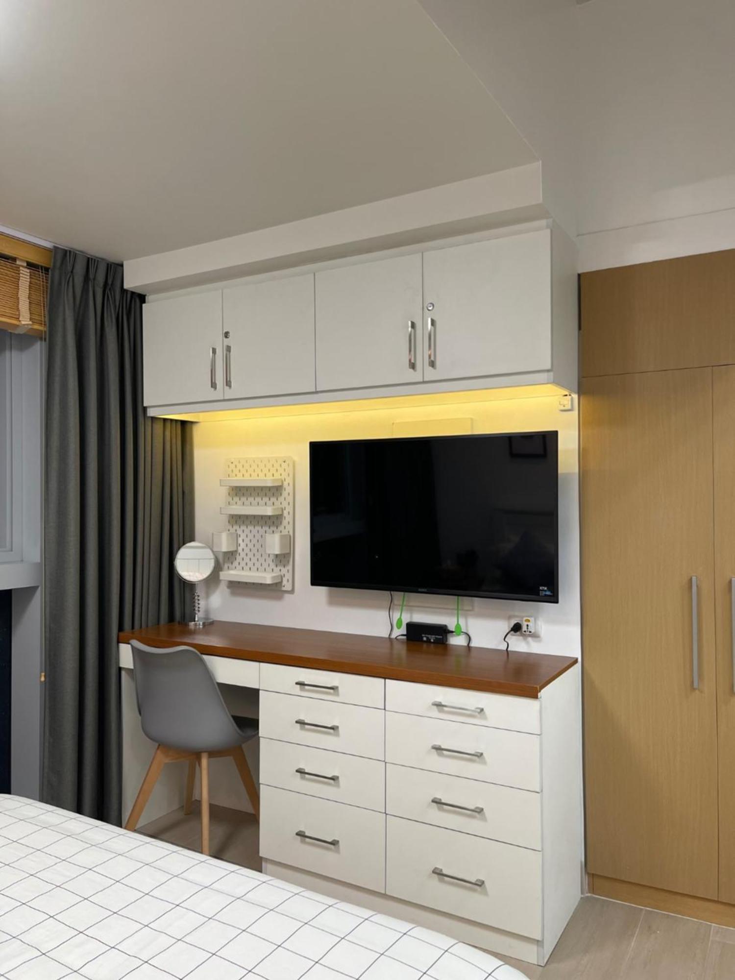 Cozy Place With Lots Of Storage *