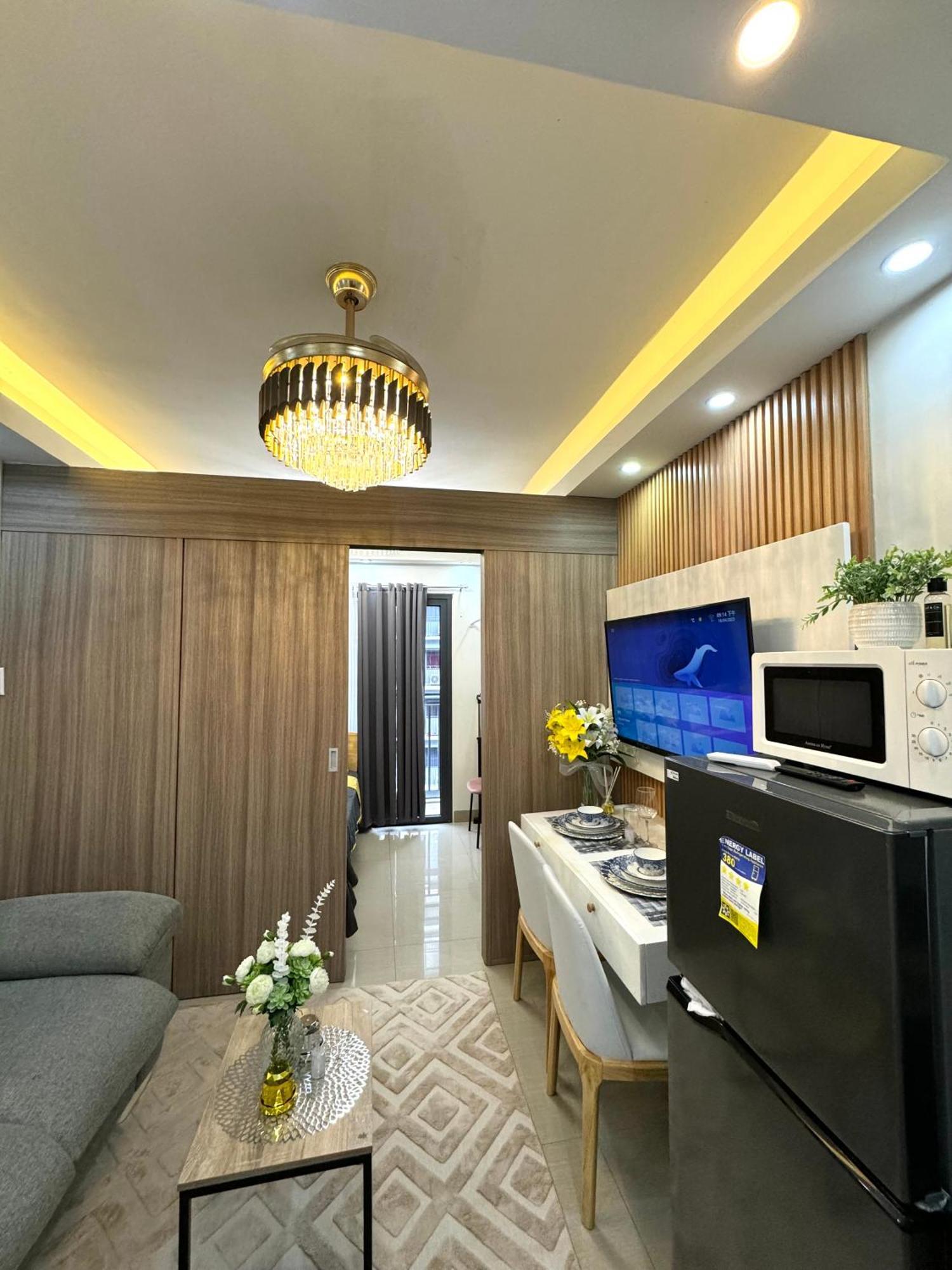 Gray Shore 2 Residences * Manila