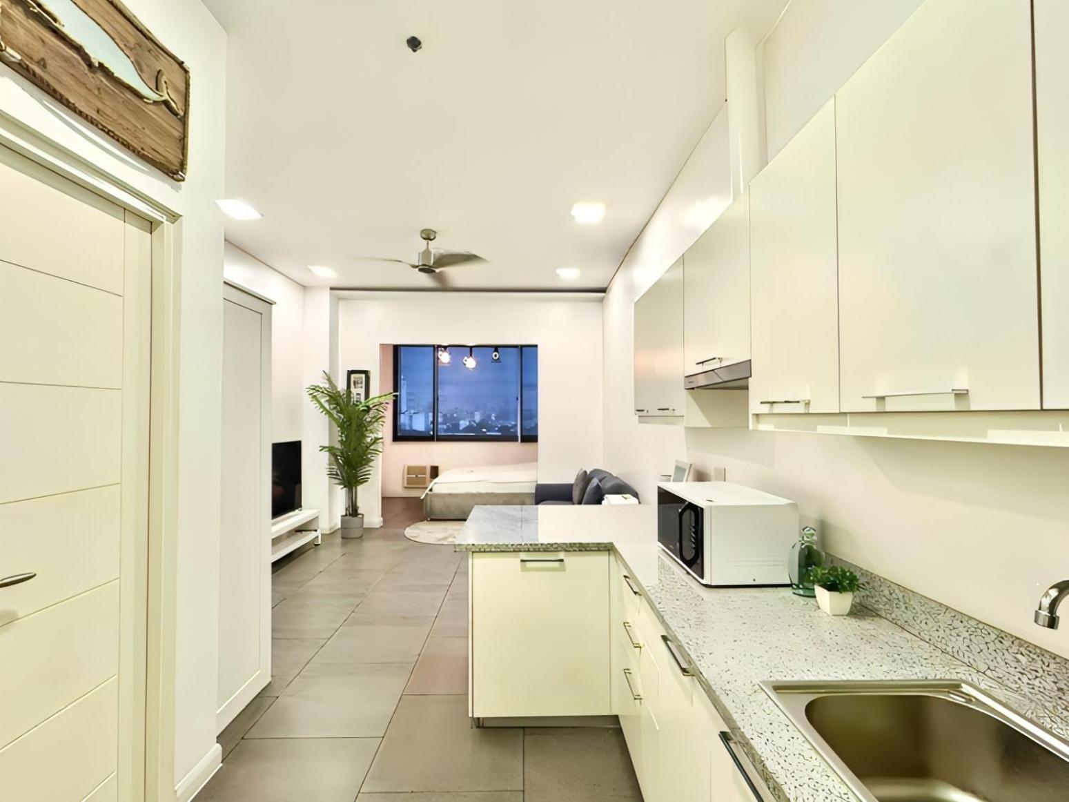 Voss Apartment *