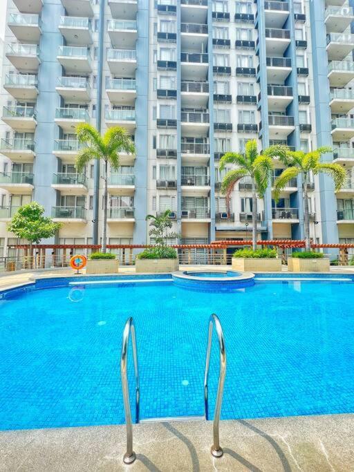 Apartment Nara Homes At Palm Tree In Front Of Naia Terminal 3 *