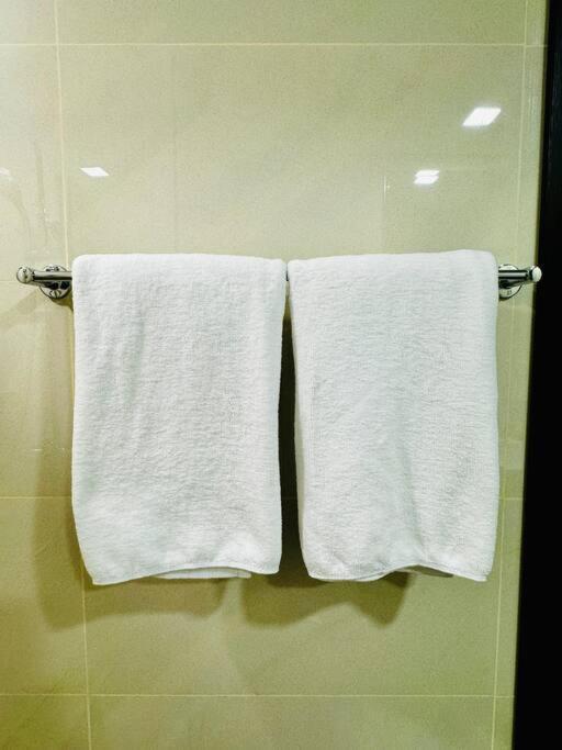 10g Cozy At Park Mckinley West Near Venice Mall