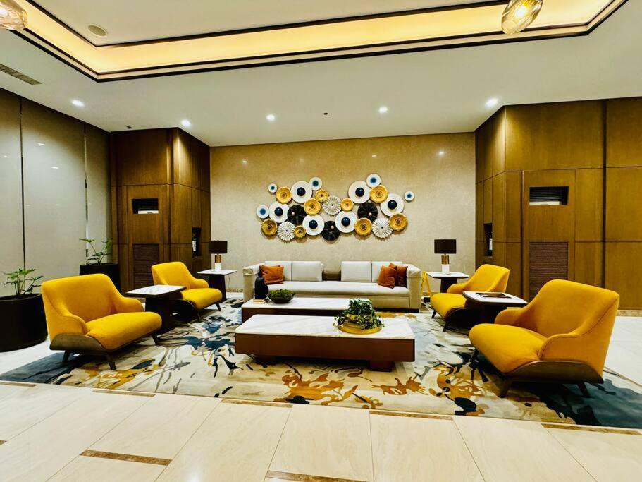10g Cozy At Park Mckinley West Near Venice Mall *