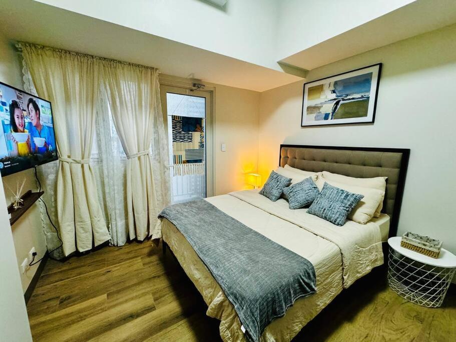 Apartment 10g Cozy At Park Mckinley West Near Venice Mall