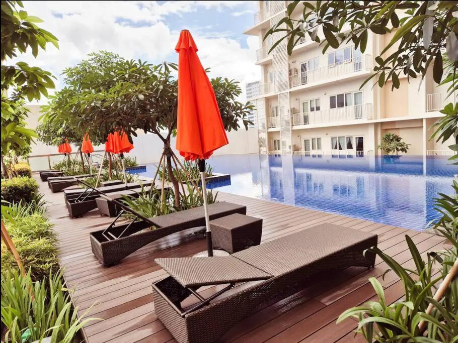 Apartment 10g Cozy At Park Mckinley West Near Venice Mall