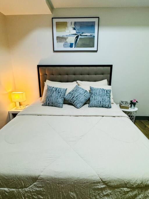 10g Cozy At Park Mckinley West Near Venice Mall Apartment *