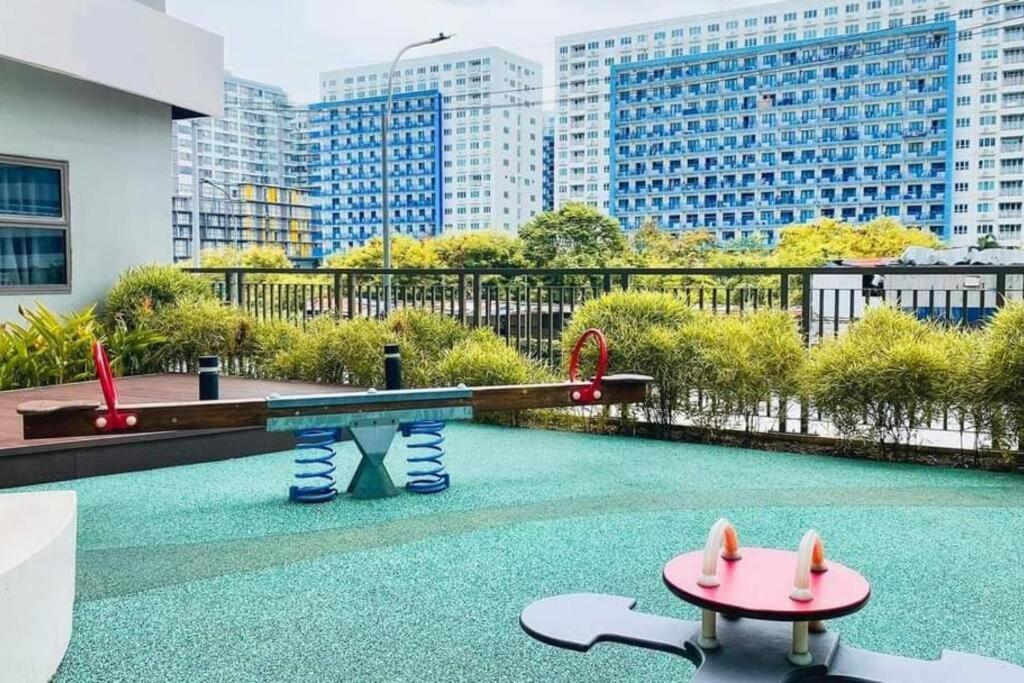 Apartment 2 Bedroom Near Moa S Residences