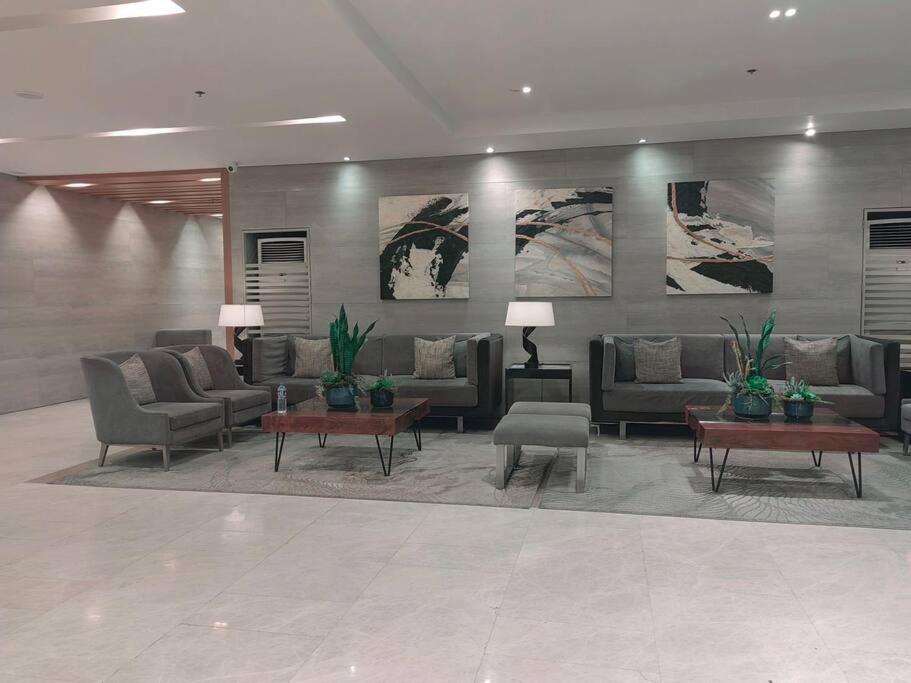 Apartment 2 Bedroom Near Moa S Residences Manila