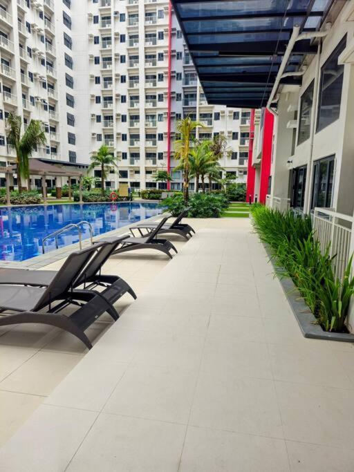 Bloom Residences Relaxation Escape * Manila