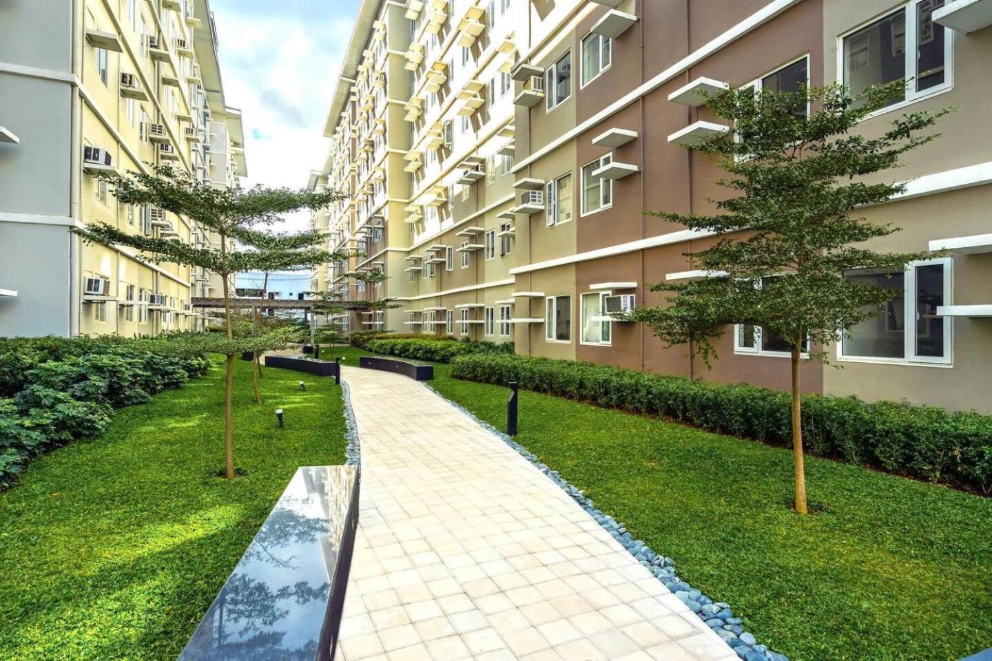 Mille Fleur's Staycation At Trees Residences