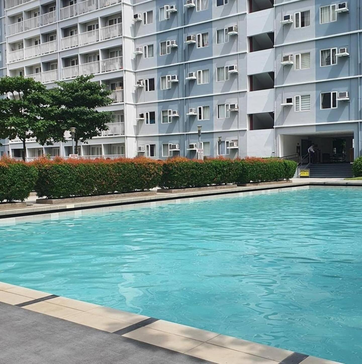 Mille Fleur's Staycation At Trees Residences Apartment *