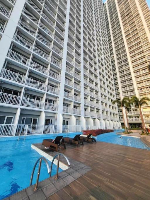 Apartment Skyview Condotel Free Wifi&netflix Near Moa&naia *