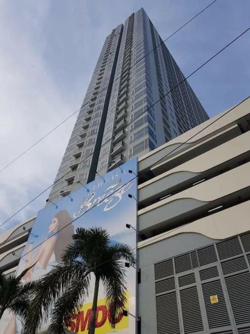 Skyview Condotel Free Wifi&netflix Near Moa&naia Apartment