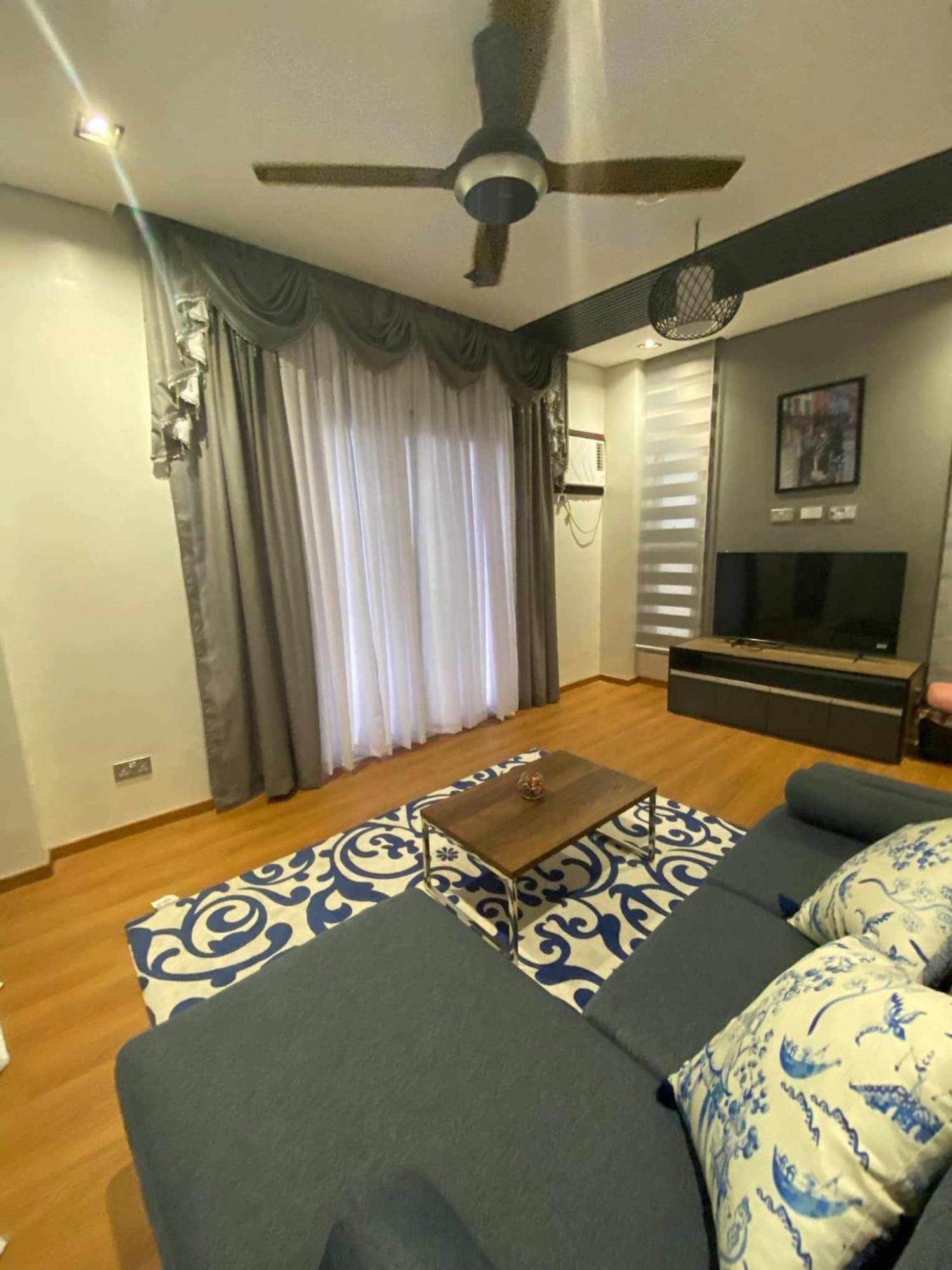Entire Greenview Executive Village 3 Bedroom