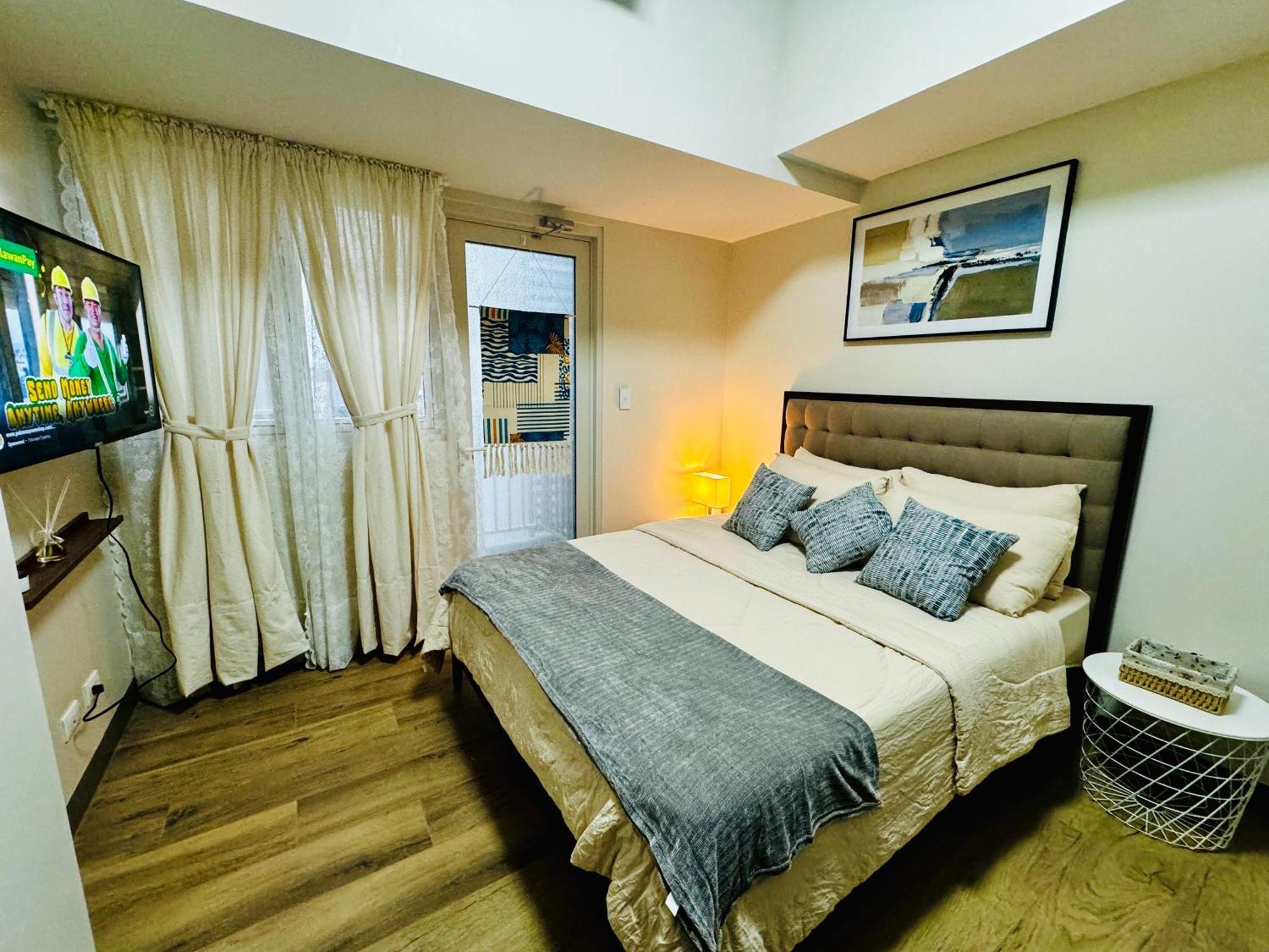 10g Cozy At Park Mckinley West Near Venice Mall Apartment *
