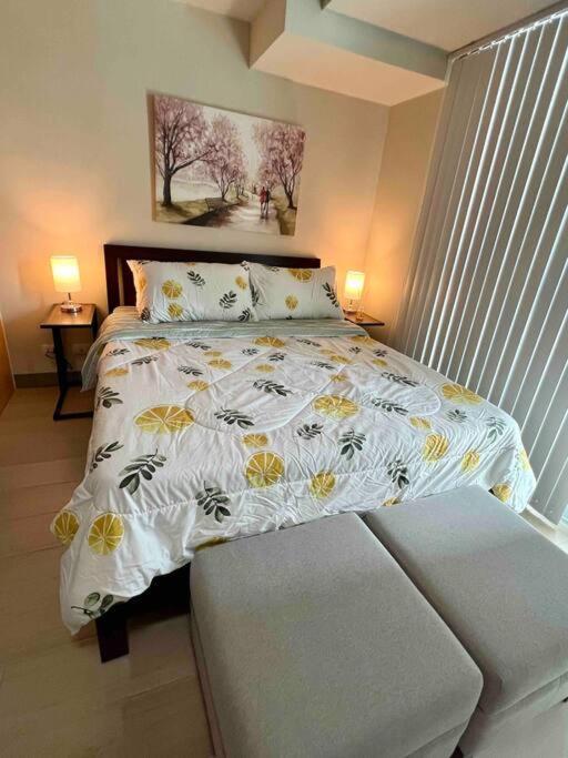 Apartment At The Heart Of Bgc Located At Uptown Parksuites Manila
