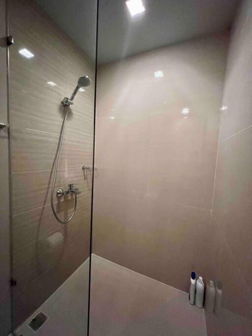At The Heart Of Bgc Located At Uptown Parksuites Apartment