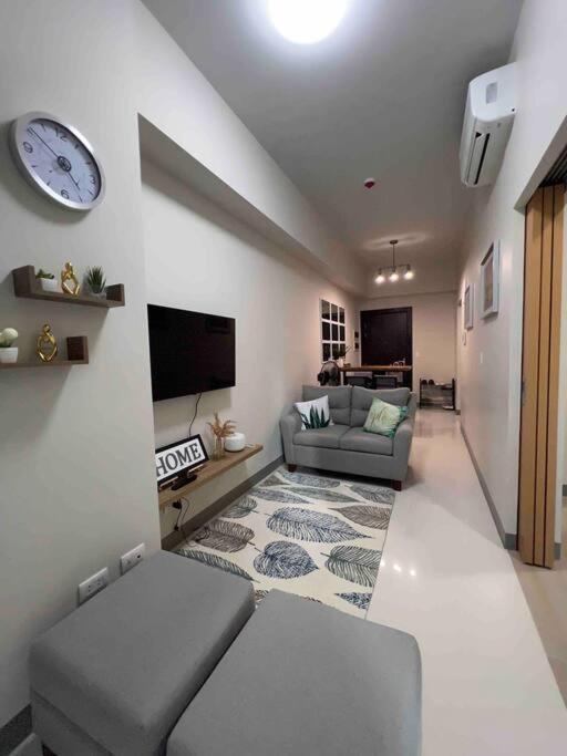 At The Heart Of Bgc Located At Uptown Parksuites