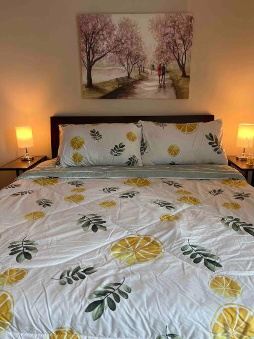 At The Heart Of Bgc Located At Uptown Parksuites Manila