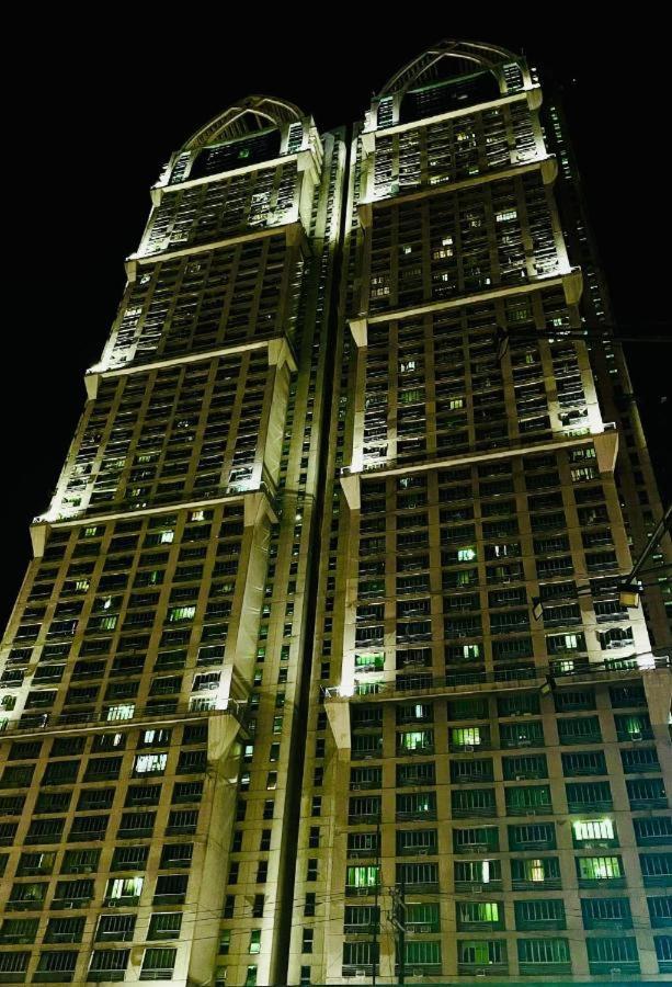 In The Center Of Metro Apartment *