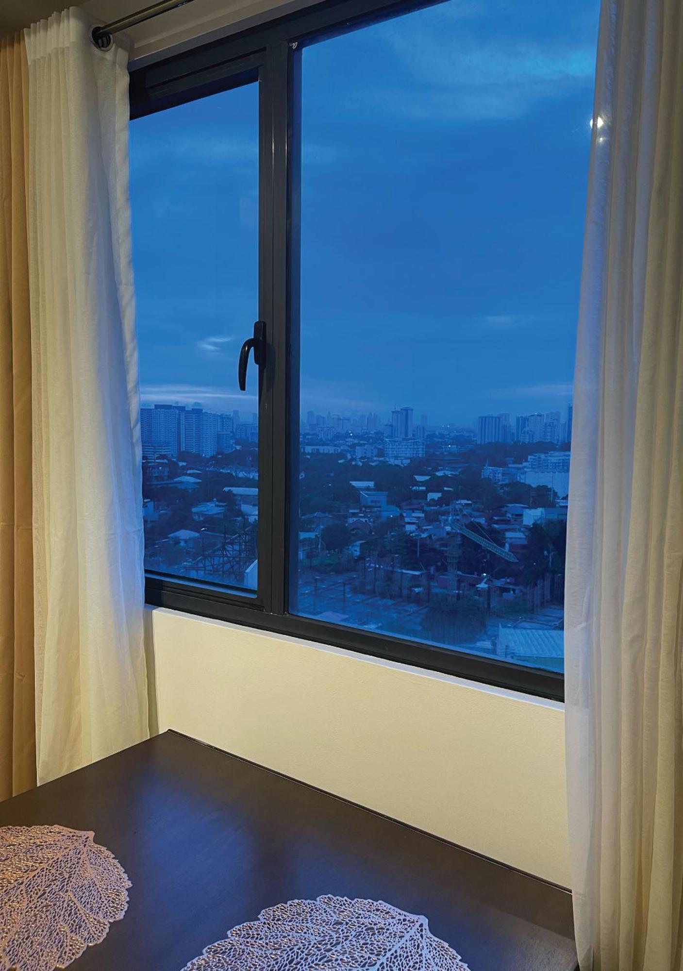 The Cozy Corner *