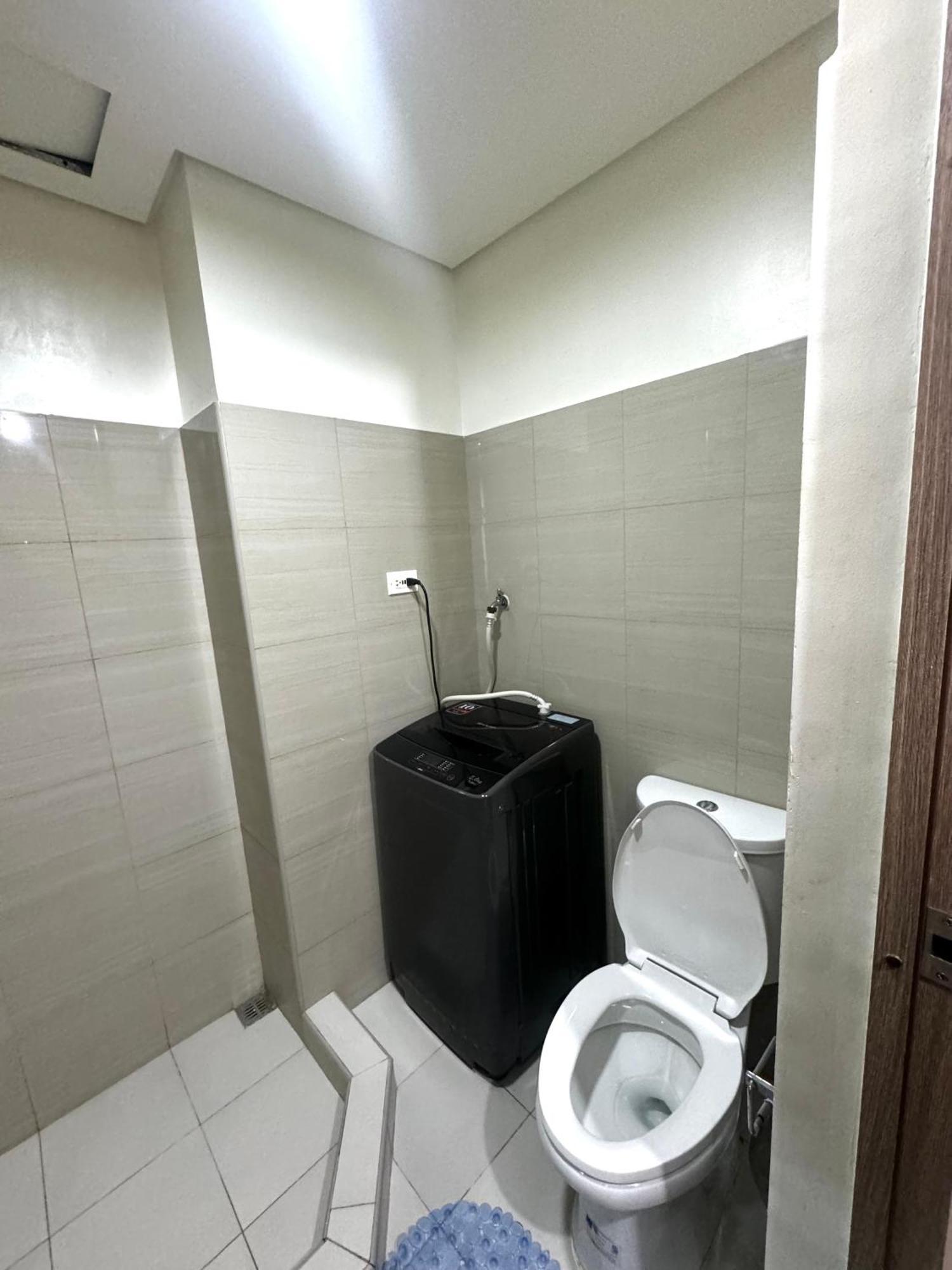 Cloud Place Shore 2 Residences * Manila